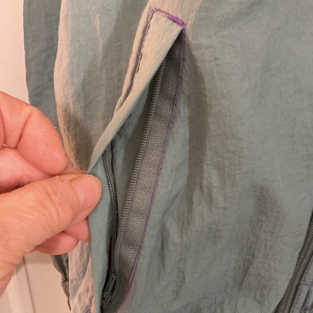 Vintage Aasics Windbreaker jacket - Picture 6 of 16